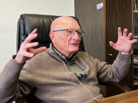 Figura 2. Jesús González Requena, Madrid, 2023. Fuente: fotografía de Julio César Goyes.