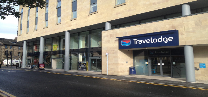 Figure 4. The actions of a Travelodge receptionist turned a negative
                                experience into a positive one, winning tens of thousands of pounds of business from one
                                customer.Source: "Travelodge, Lancaster - geograph.org.uk - 3658536" by&nbsp;Stacey
                                Harris&nbsp;is licensed under&nbsp;CC
                                BY-SA 2.0. 
