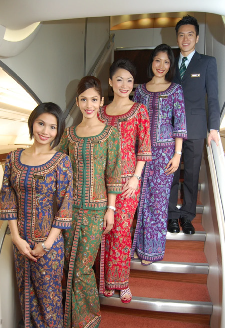 Figure 12. Singapore Airlines cabin crew are regularly praised for the quality of service they provide.Source: Singapore Airlines (2012). Wikimedia Commons. PNG image licensed under CC BY 4.0