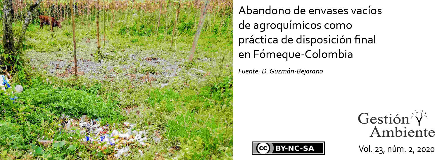 Abandono de envases vacíos de agroquímicos como práctica de disposición final en Fómeque- Colombia. Fuente: D. Guzmán-Bejarano