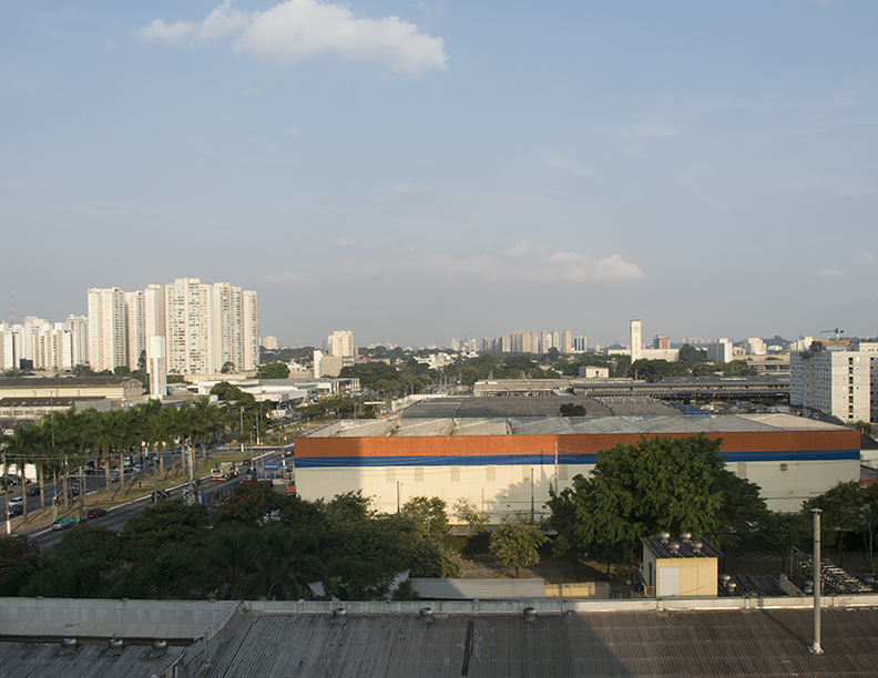 Fotografía del mayorista ETSP-CEAGESP en el barrio Vila Leopoldina